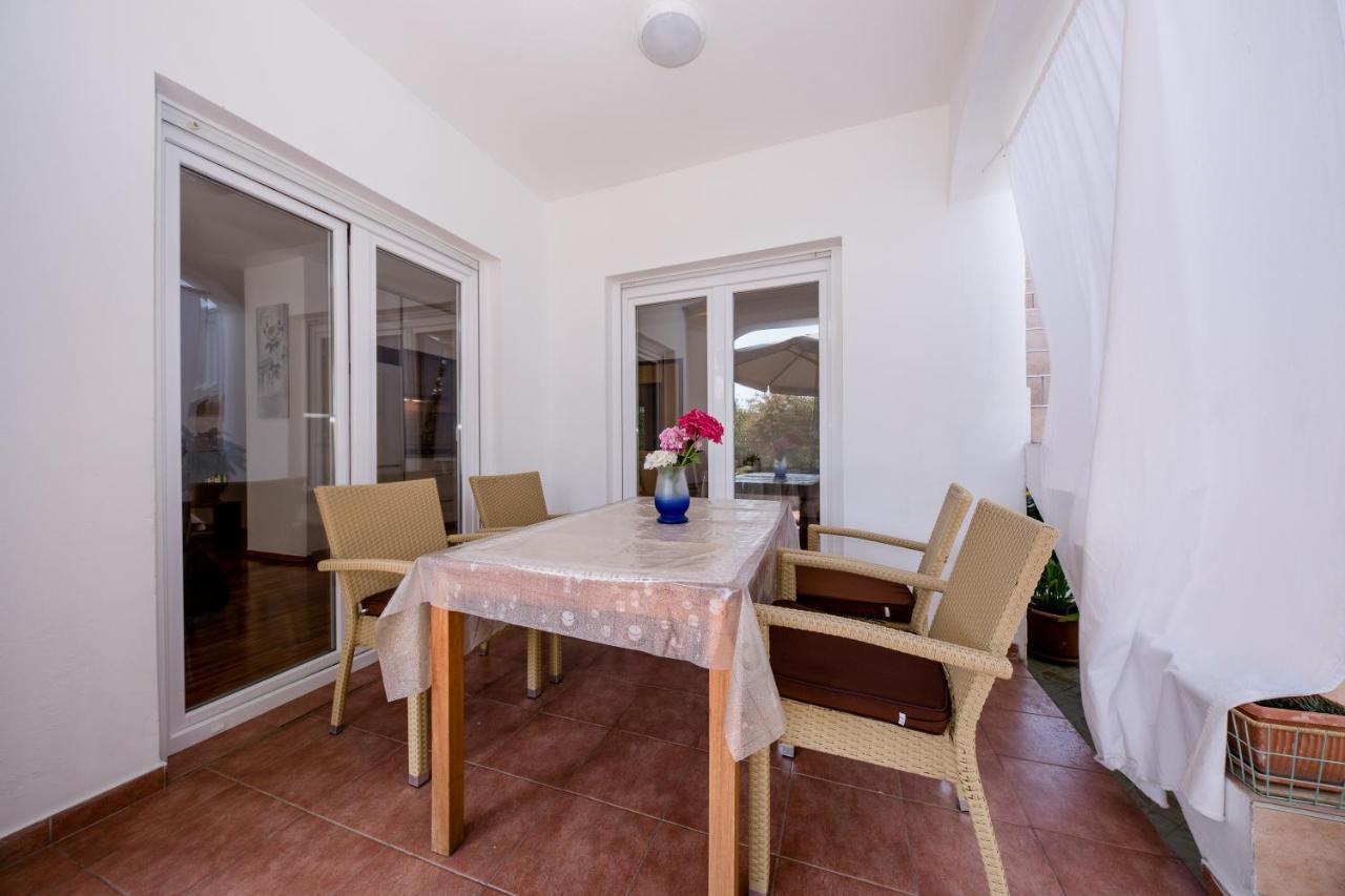 Zeljko Apartmani Lopar Luaran gambar
