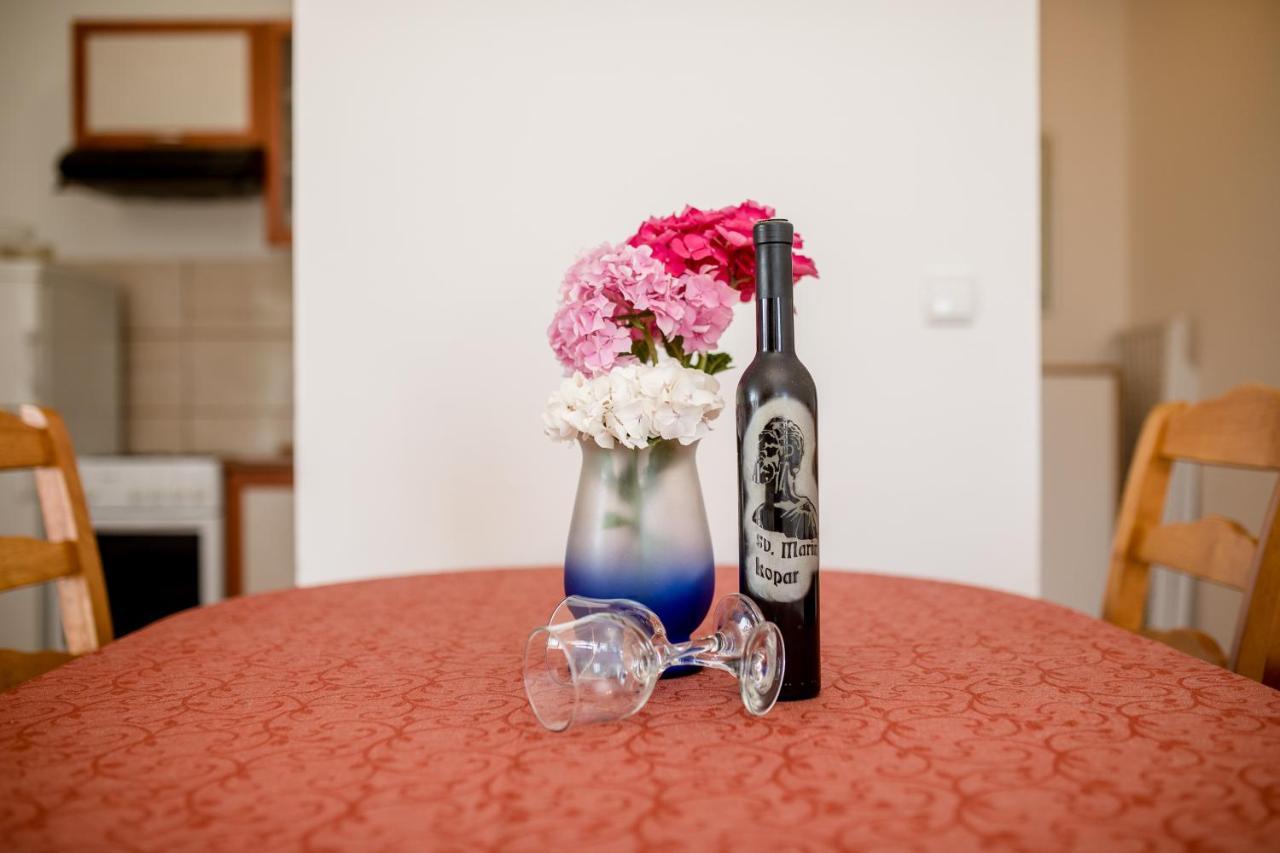 Zeljko Apartmani Lopar Luaran gambar