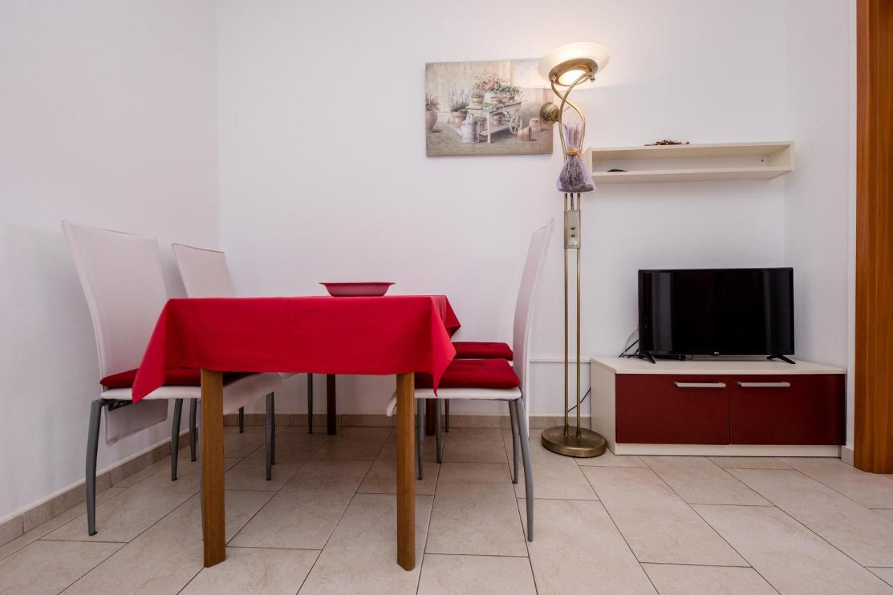 Zeljko Apartmani Lopar Luaran gambar