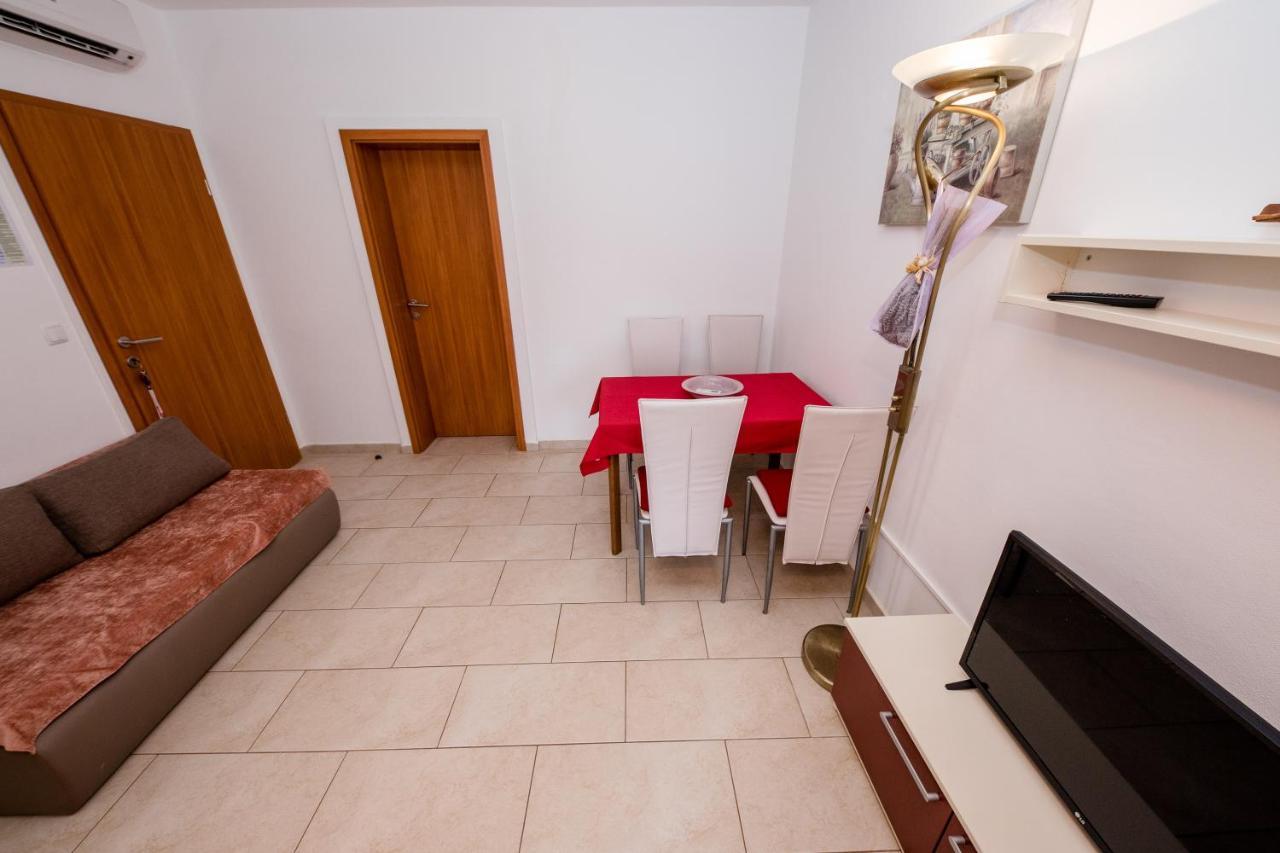 Zeljko Apartmani Lopar Luaran gambar