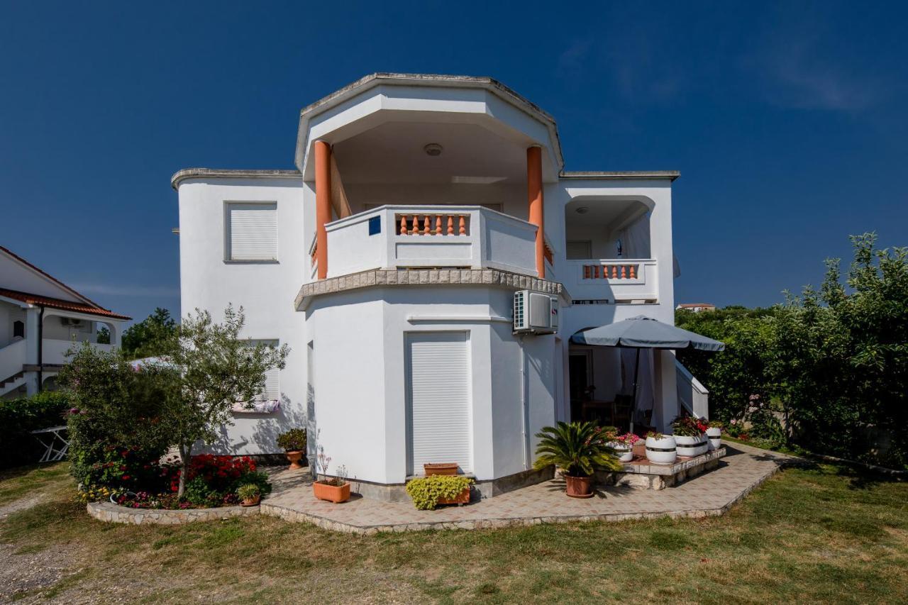 Zeljko Apartmani Lopar Luaran gambar