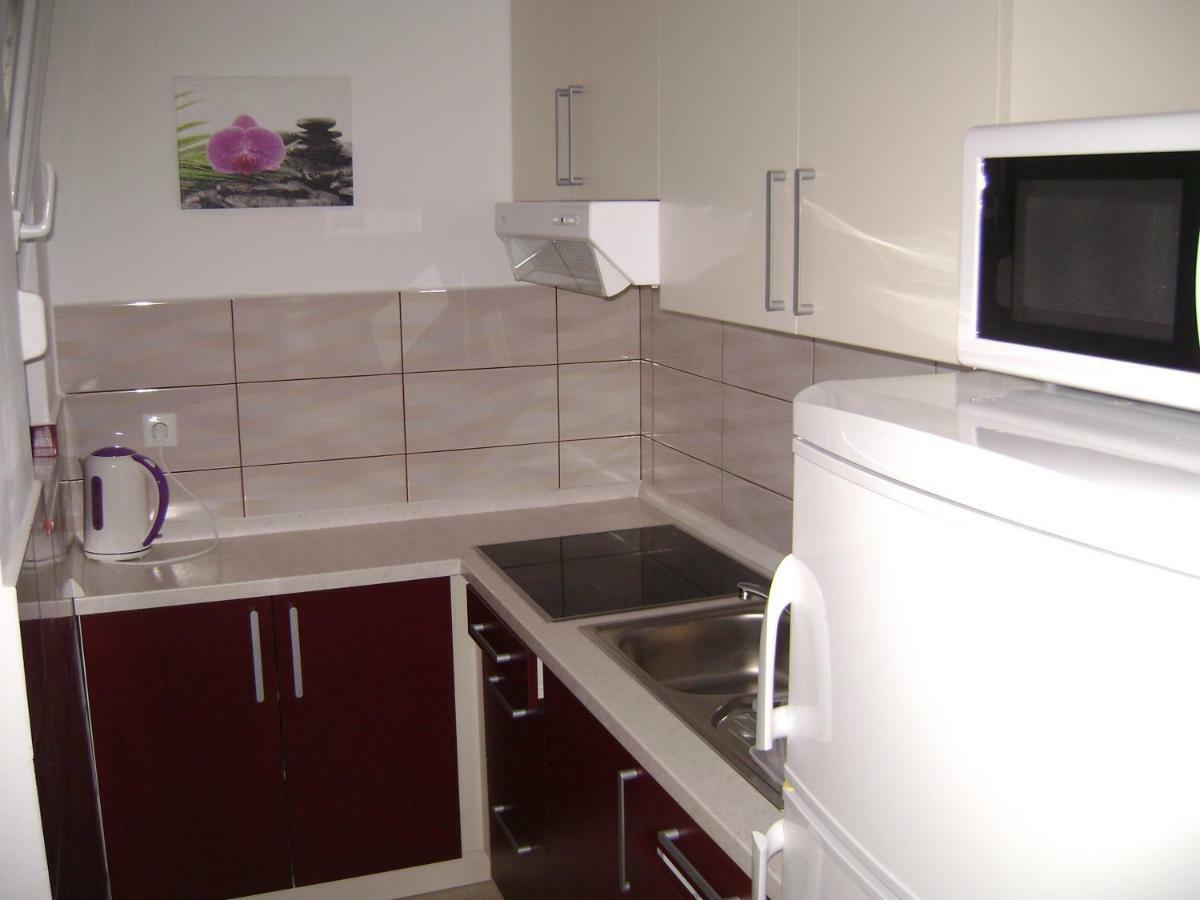 Zeljko Apartmani Lopar Luaran gambar